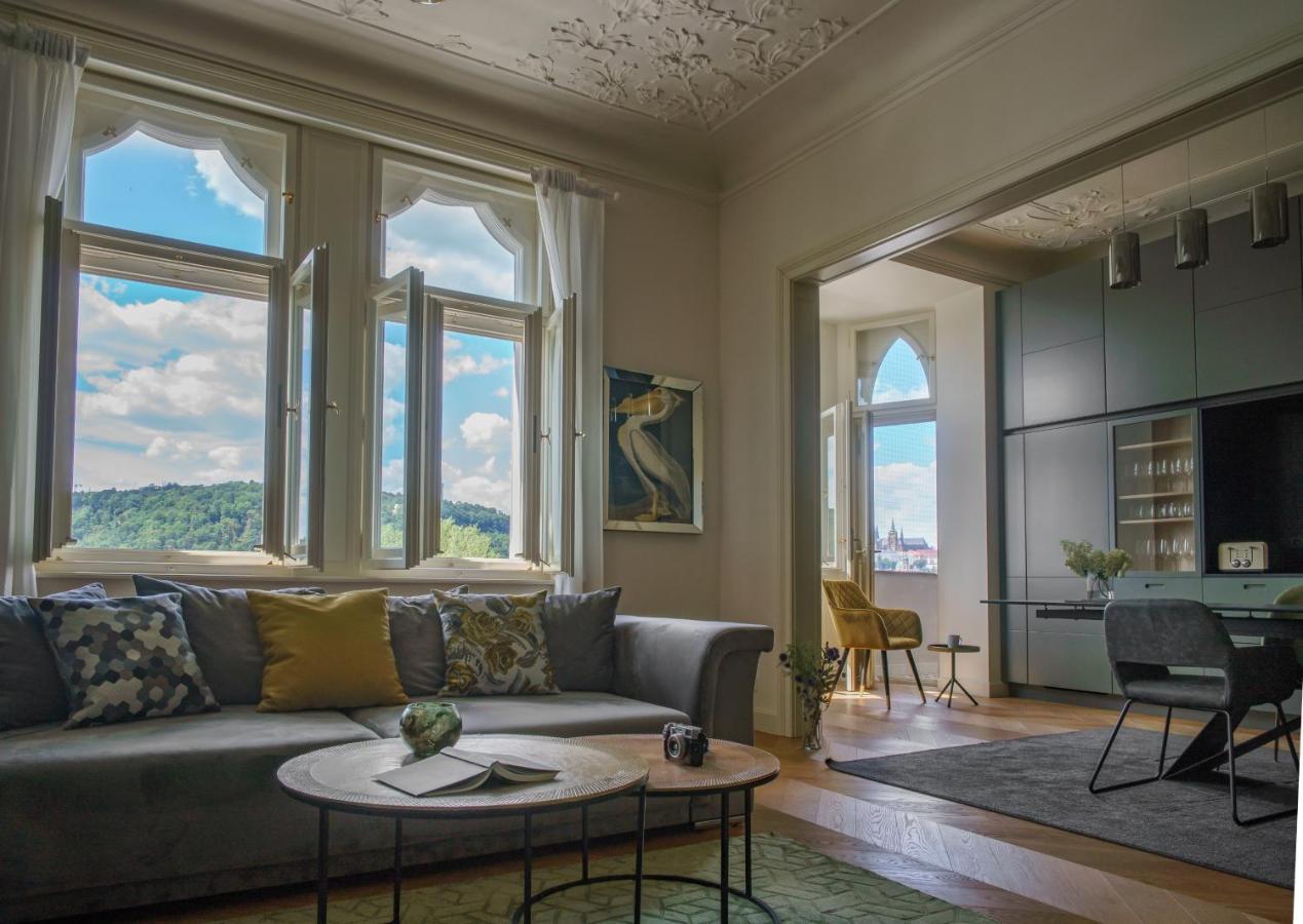 פראג Mn6 Luxury Suites By Adrez מראה חיצוני תמונה
